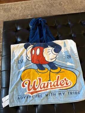 Disney Mickey Mouse Wander Adventure With My Tribe Hooded Towel
